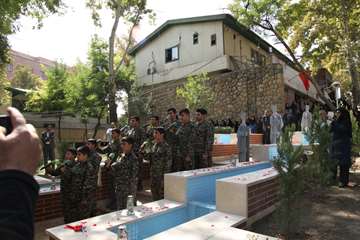 مراسم رونمایی از یادمان شهدای گمنام